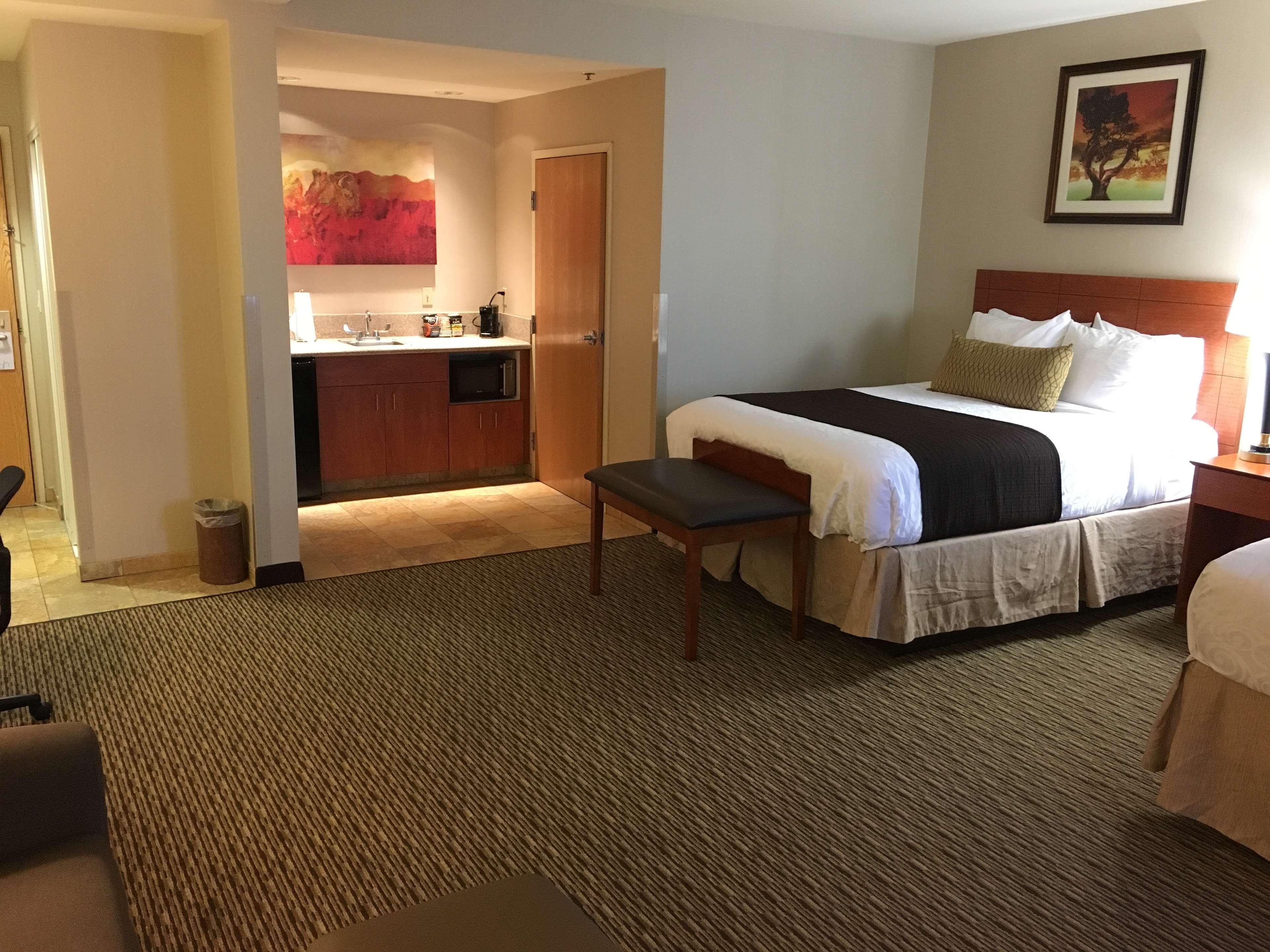 Best Western Plus Arrowhead Hotel Colton Exterior foto