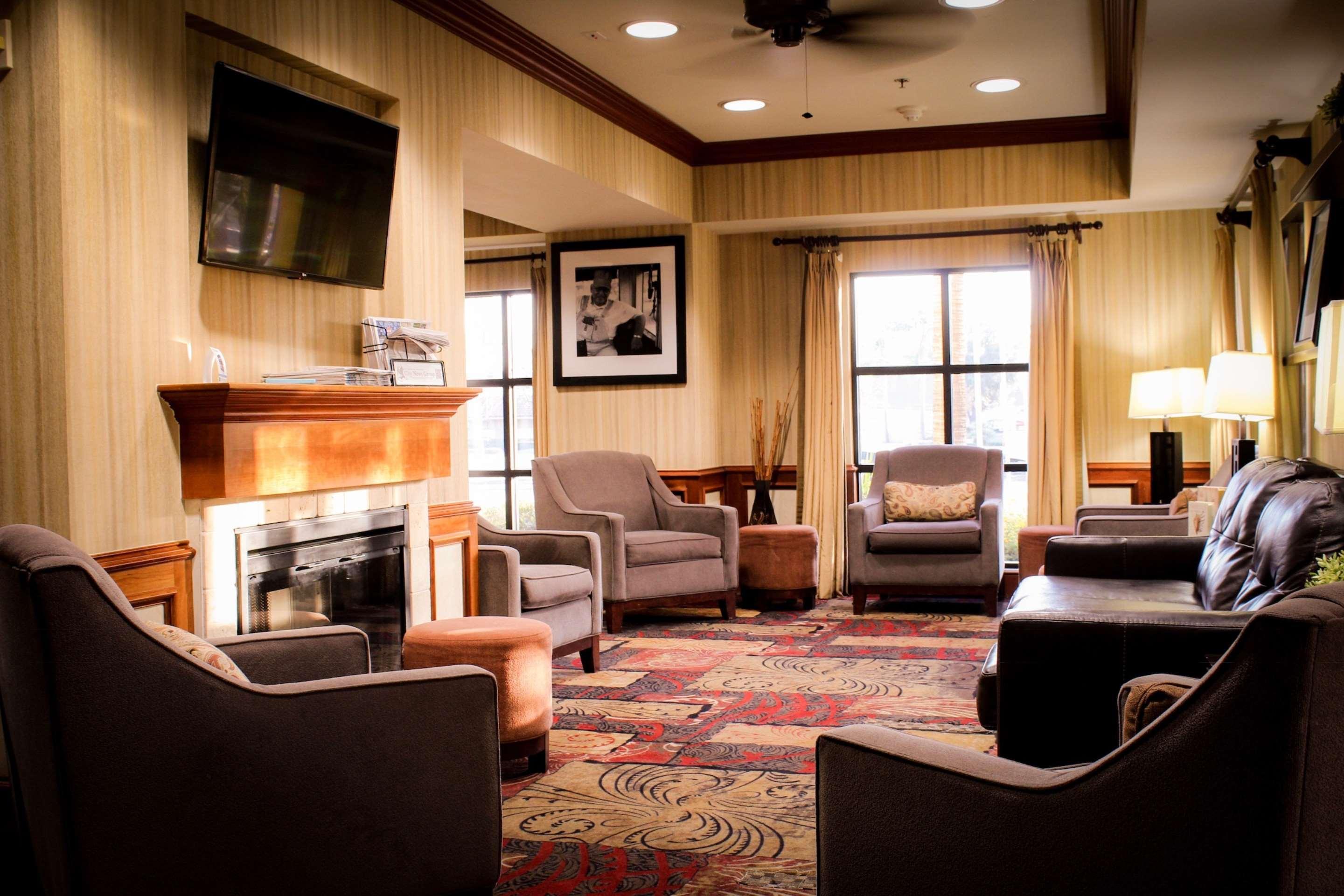 Best Western Plus Arrowhead Hotel Colton Exterior foto