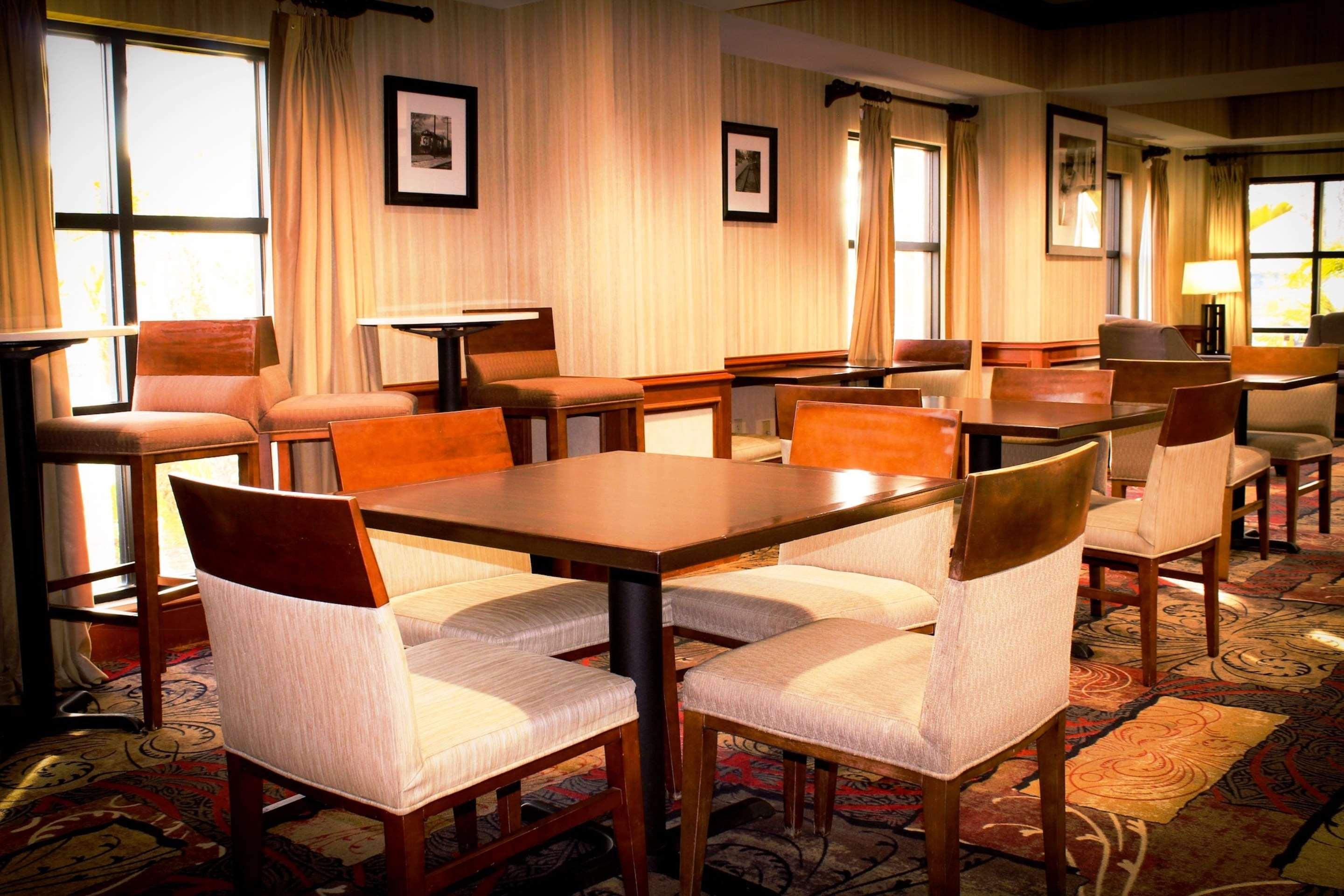 Best Western Plus Arrowhead Hotel Colton Exterior foto