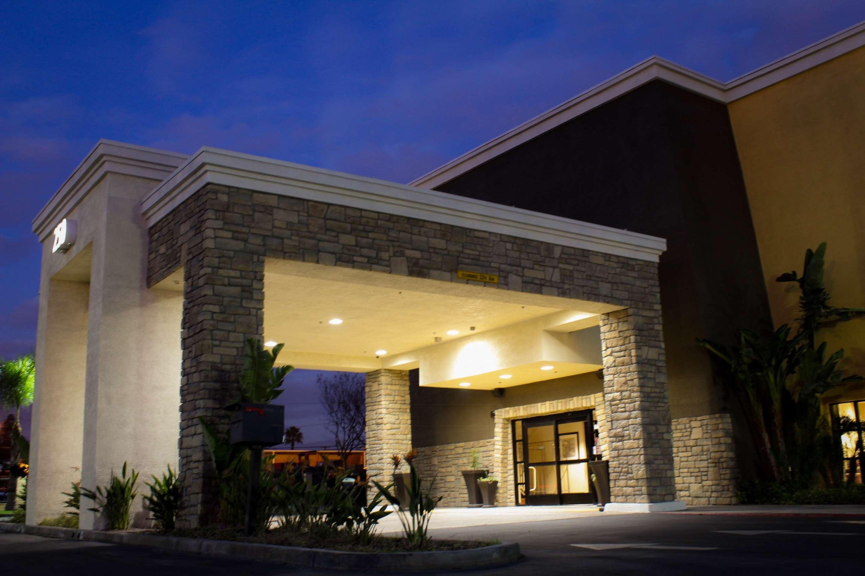 Best Western Plus Arrowhead Hotel Colton Exterior foto